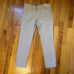 Banana Republic sz 2 slight crop pant